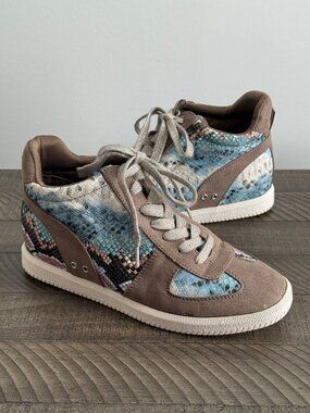 True Craft Jens Wedge Sneakers Size 8M